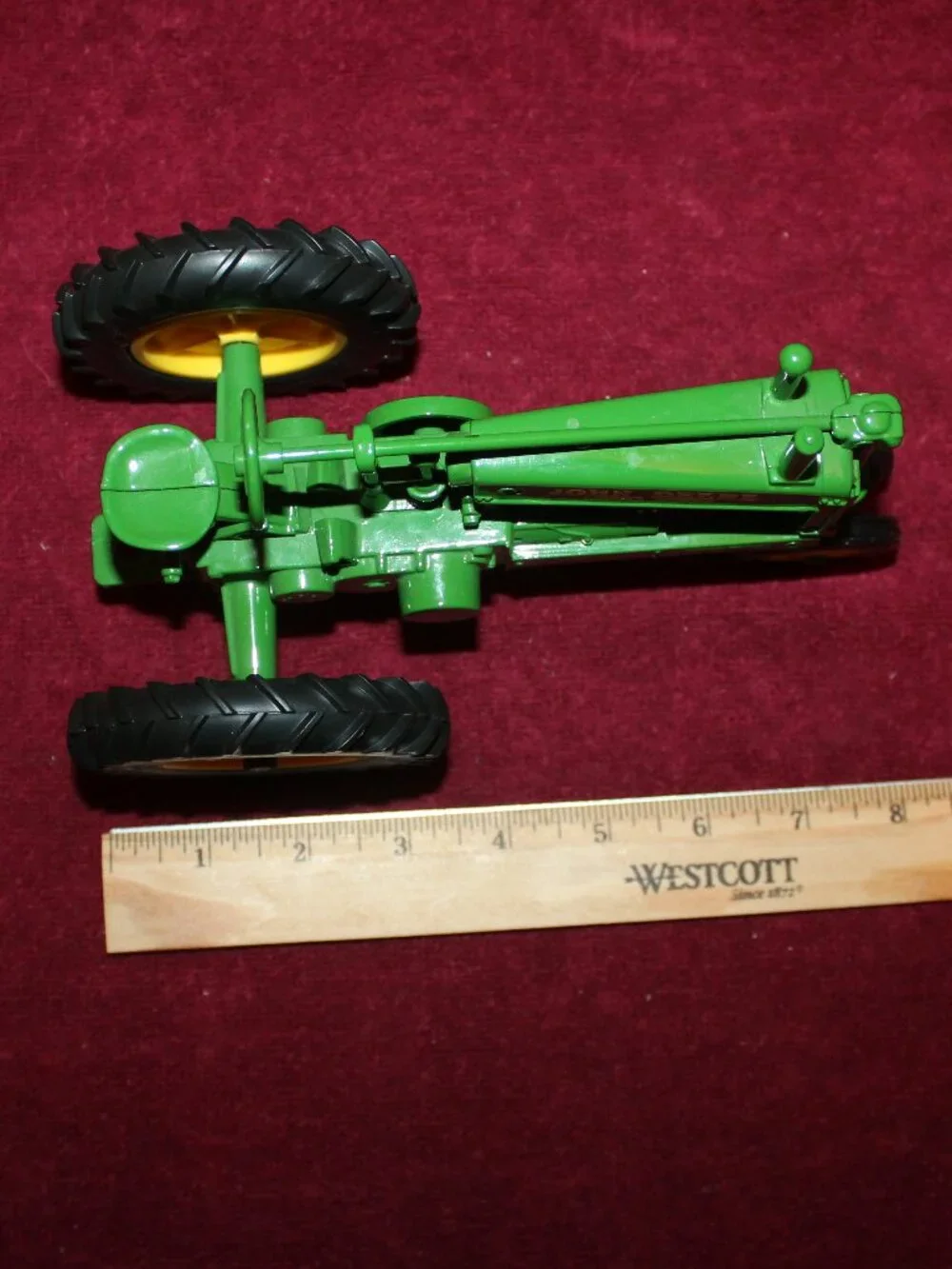 Vintage ERTL 1934 John Deere Model A 1/16 scale die-cast metal toy tractor